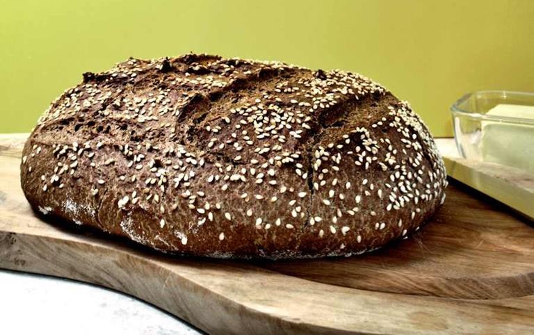 Black Bread Recipe Cuisine Fiend   Black Bread Main 768 